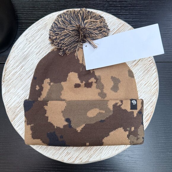 Mountain Hardwear Gas Station Eco Pom Pom Beanie Cap Unisex Green Brown Camo New - Picture 6 of 6